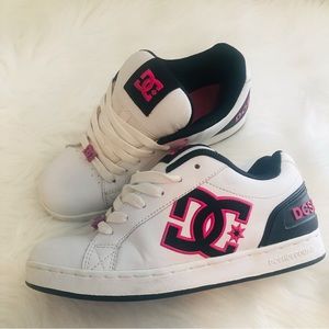 { DC } • skater sneakers